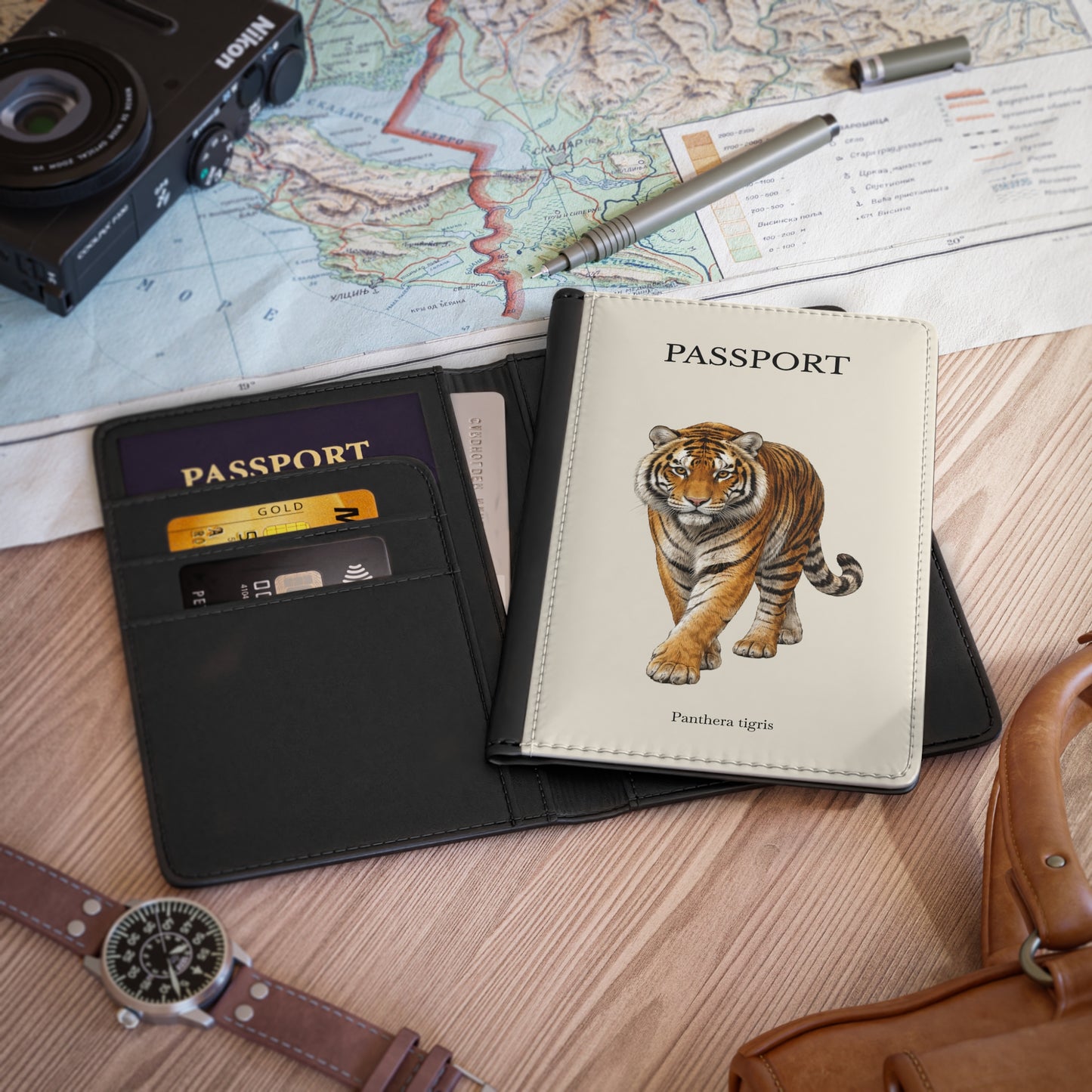 Passport Cover - Tiger (Panthera tigris)
